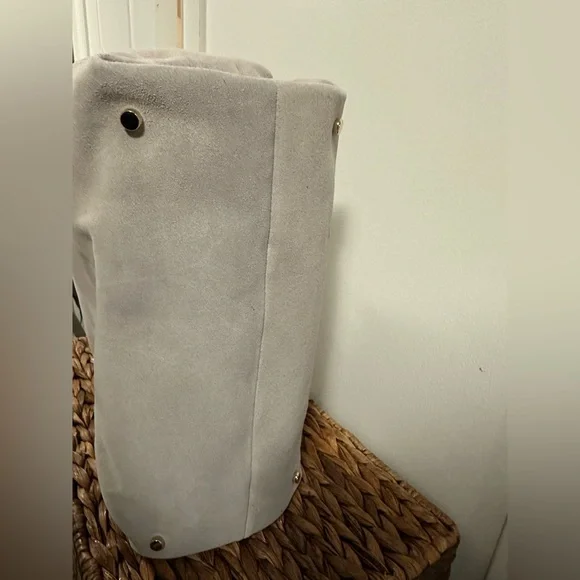 NWT Kate Spade Stardust Suede Willa satchel hobo bag. Light grey suede. - Picture 9 of 9